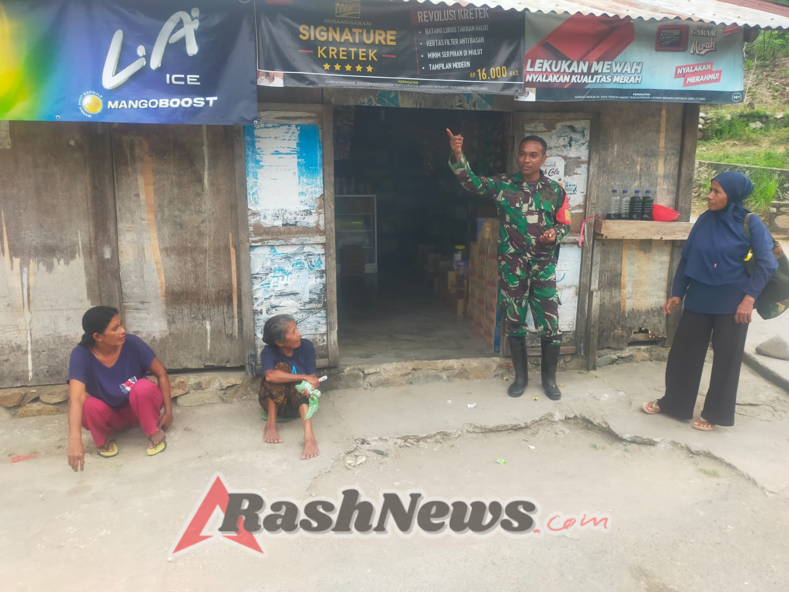 Cegah Gangguan Kamtibmas, Babinsa Wolowaru Aktif Monitoring di Desa Wonda