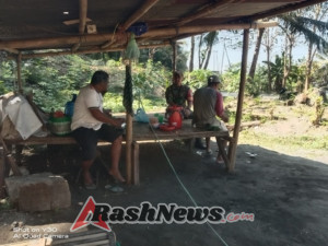 TNI Hadir di Tengah Rakyat: Babinsa Koramil Maurole Gelar Pamwil dan Dialog Warga