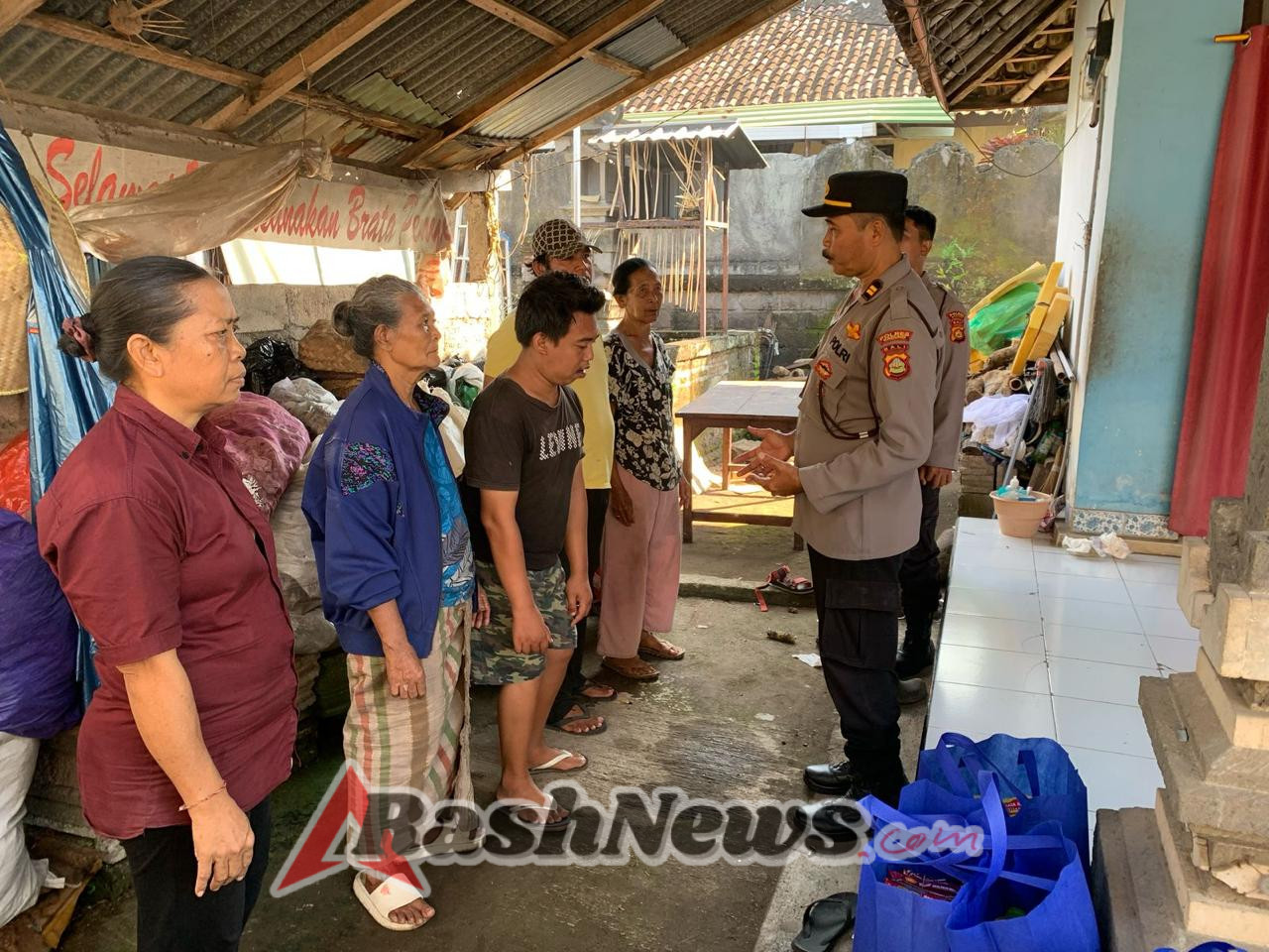 Wujud Kepedulian Kepada Lansia, Polres Badung Gelar Minggu Kasih Di Banjar Lambing