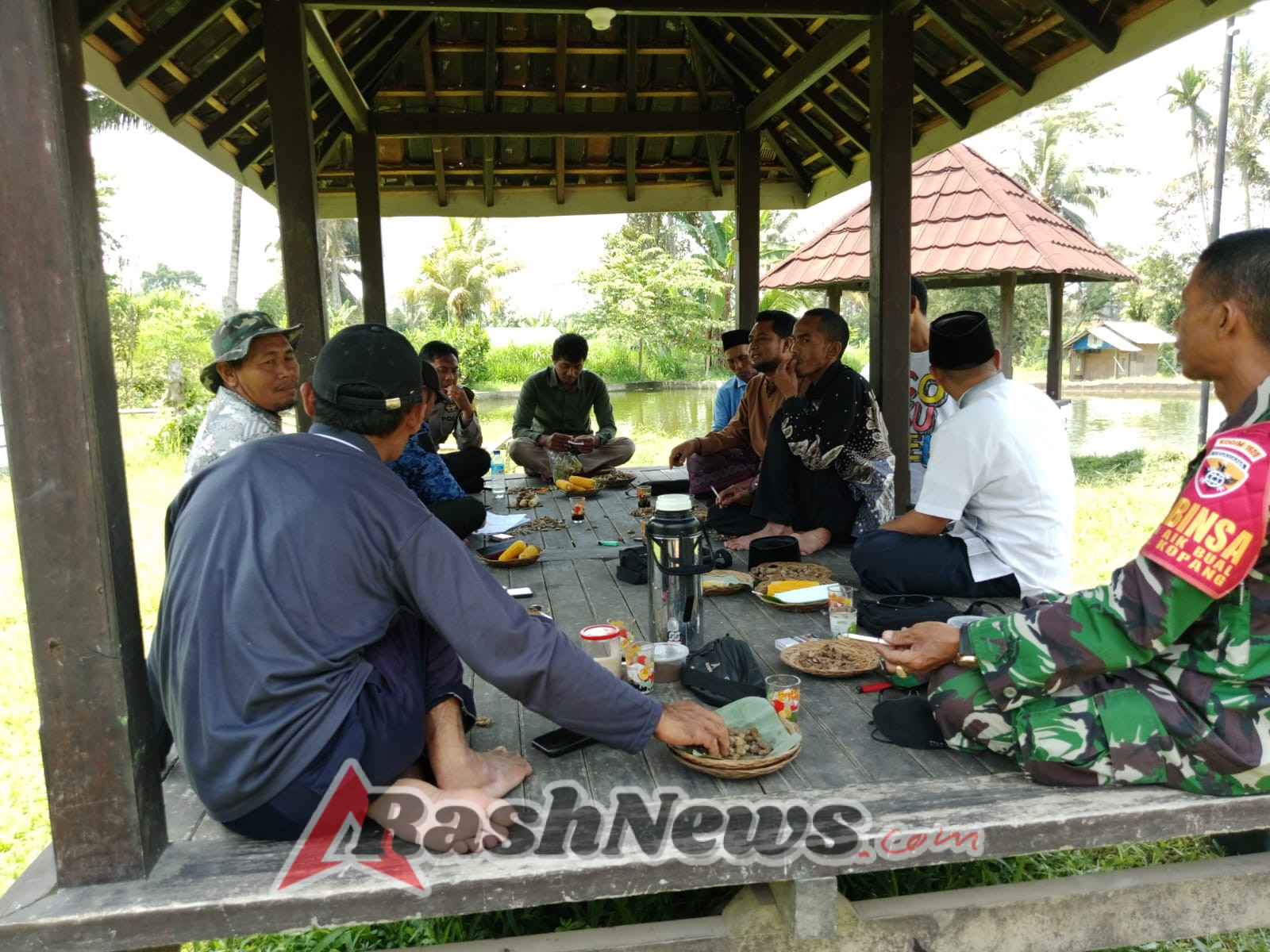 Melalui Komsos Babinsa Pahami Sifat Positif Dan Negatif Dalam Bermasyarakat