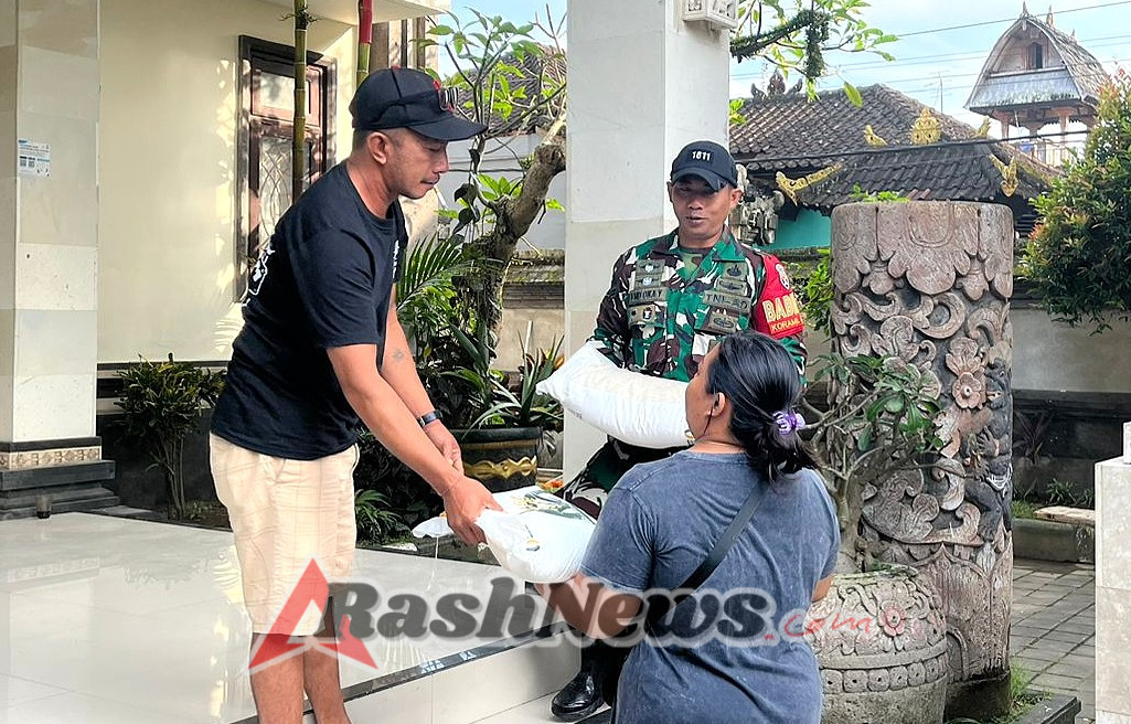 Pendistribusian Bantuan Pangan Beras Berjalan Lancar dengan Pendampingan Babinsa