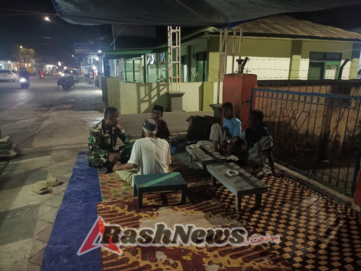 Piket Koramil 1628-01/Taliwang Laksanakan Patroli Malam Jaga Ketertiban Lingkungan