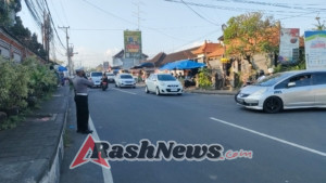 Cegah Kemacetan & Laka Lantas, Polsek Abiansemal Intensifkan Pengaturan Lalin Sore