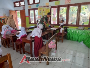 Dukungan Babinsa Koramil 1608-01/Rasanae Tingkatkan Gizi dan Semangat Belajar Anak Bima