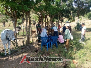 Dukung Ketahanan Pangan, Babinsa Koramil 1614-01 Dompu Turun Dampingi Vaksinasi