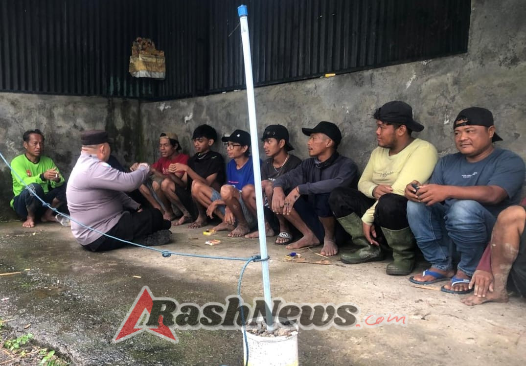 Bhabinkamtibmas Singakerta dan Kawil Kompak ‘Perangi’ Judi Online di Singakerta, Penyuluhan ke Warga