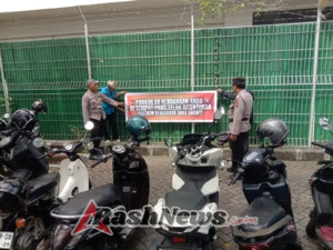 Sat Binmas Gencarkan Edukasi Kamtibmas dan Tertib Parkir di Sekitar Bandara Ngurah Rai
