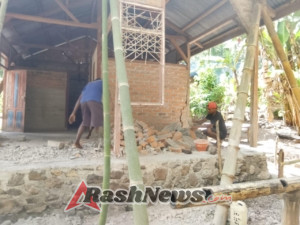 TMMD Kodim 1622/Alor Bangun Rumah Layak Huni