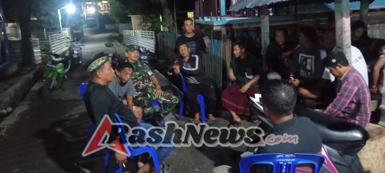 Wujudkan Kondusifitas, Babinsa Seteluk Aktif Patroli dan Siap Jalankan Monitoring Wilayah