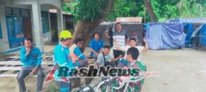 Sinergi TNI dan PLN, Babinsa Kodim 1602/Ende Gelar Monitoring Komsos di Nangapanda