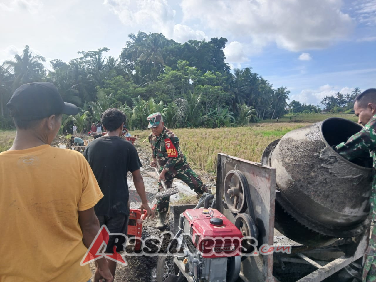 Kehadiran Babinsa Jadi Kunci Sukses TMMD ke-125 di Desa Batuan