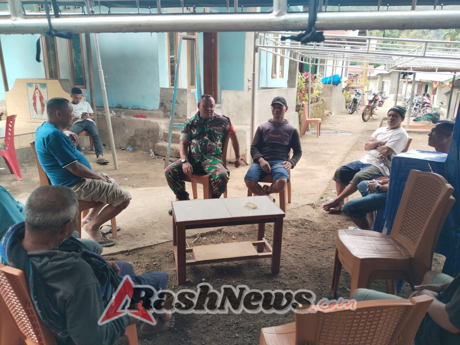 Kodim 1602/Ende Terus Gelar Komsos untuk Jaga Keamanan dan Ketertiban Masyarakat