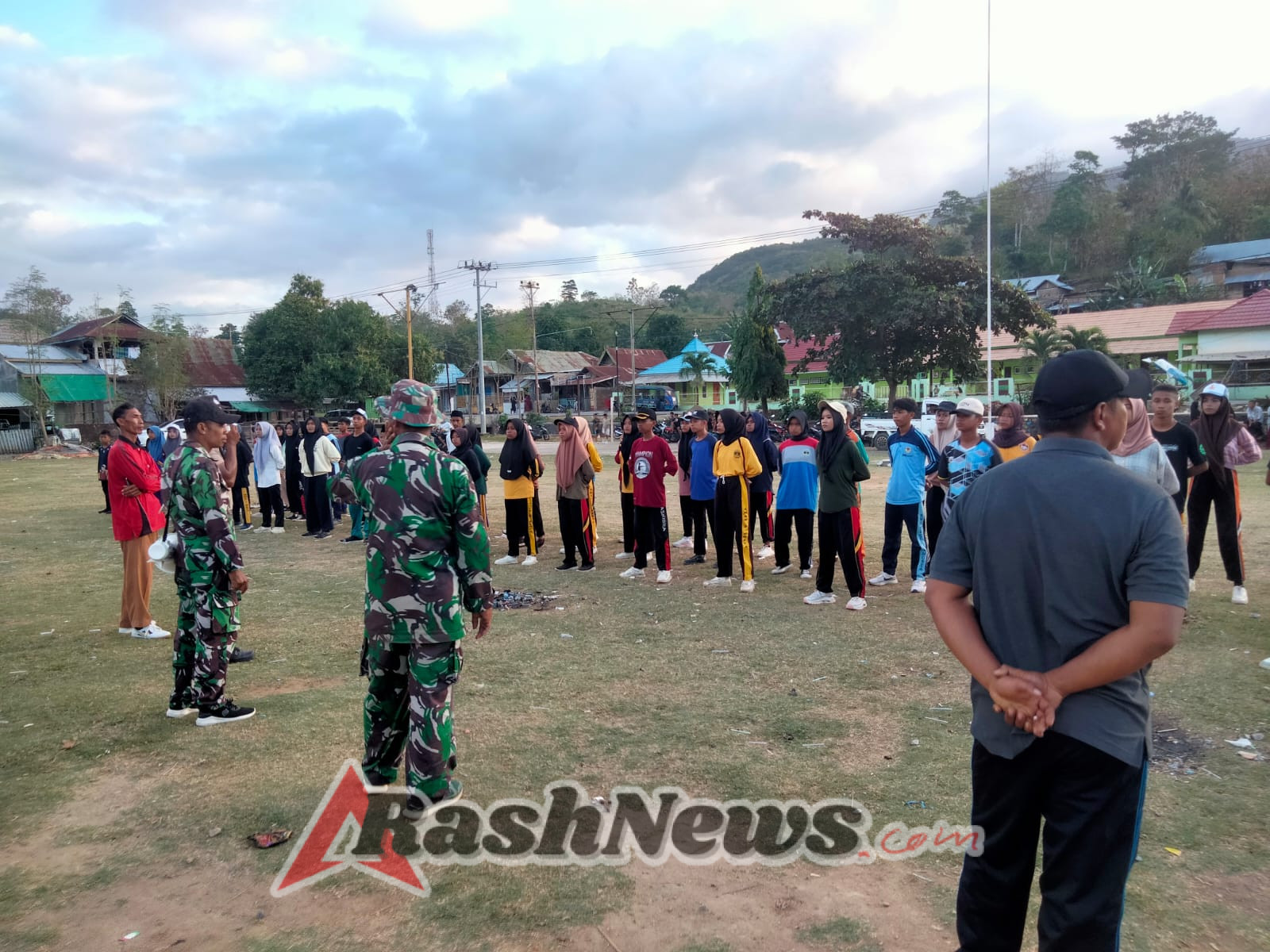 Koramil Monta Turut Kawal dan  Dampingi Paskibra Hingga Selesai