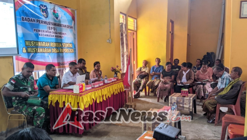 Babinsa Koramil 1618-01/Miotim dan Masyarakat Hadiri Musrenbangdes Fatumuti Bahas Pembangunan Desa