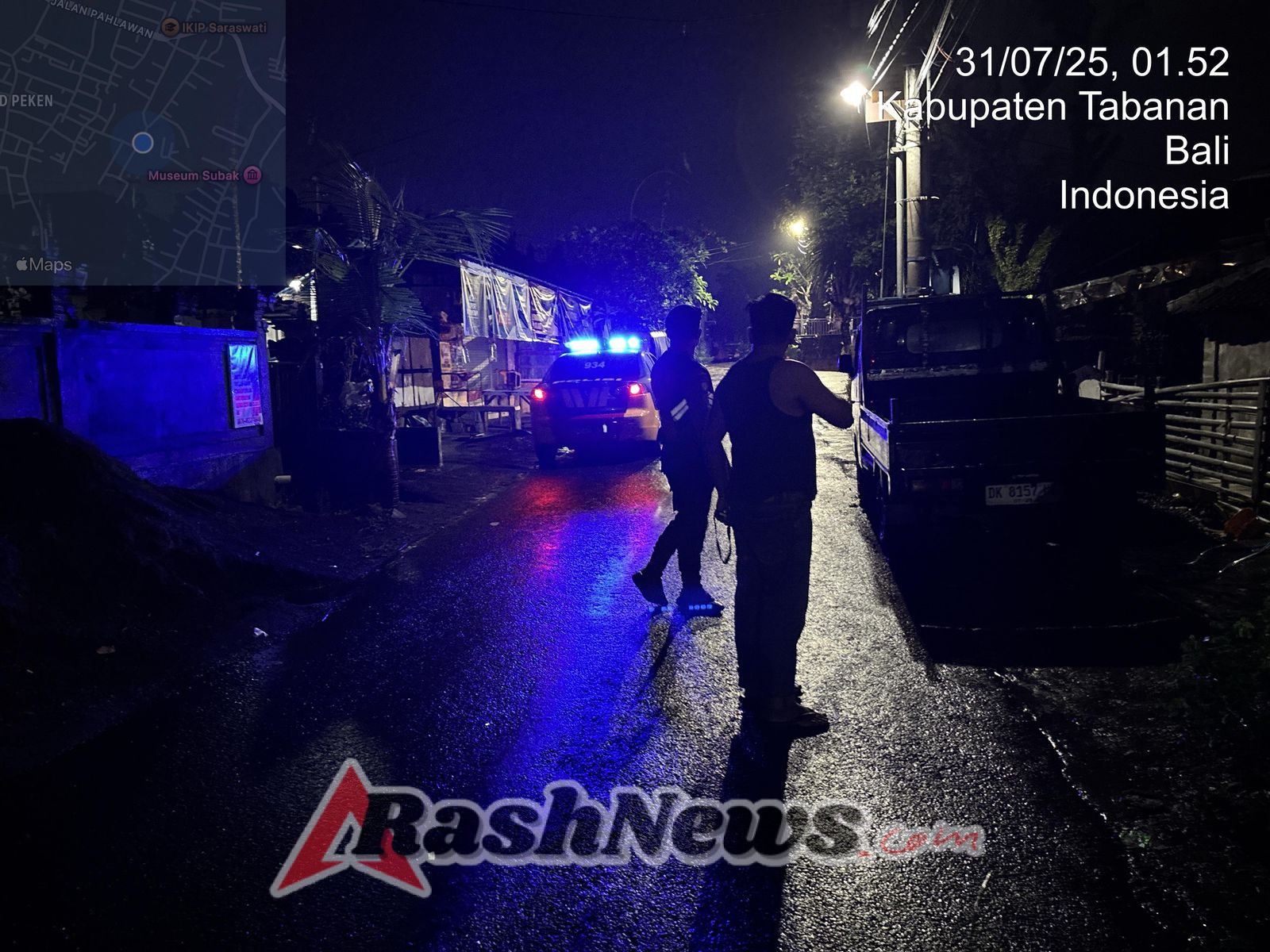 Patroli Jalan Kaki Subuh, Sat Samapta Tabanan Sisir Perumahan  dan  Pertokoan Cegah Aksi Kriminal di Jam Rawan