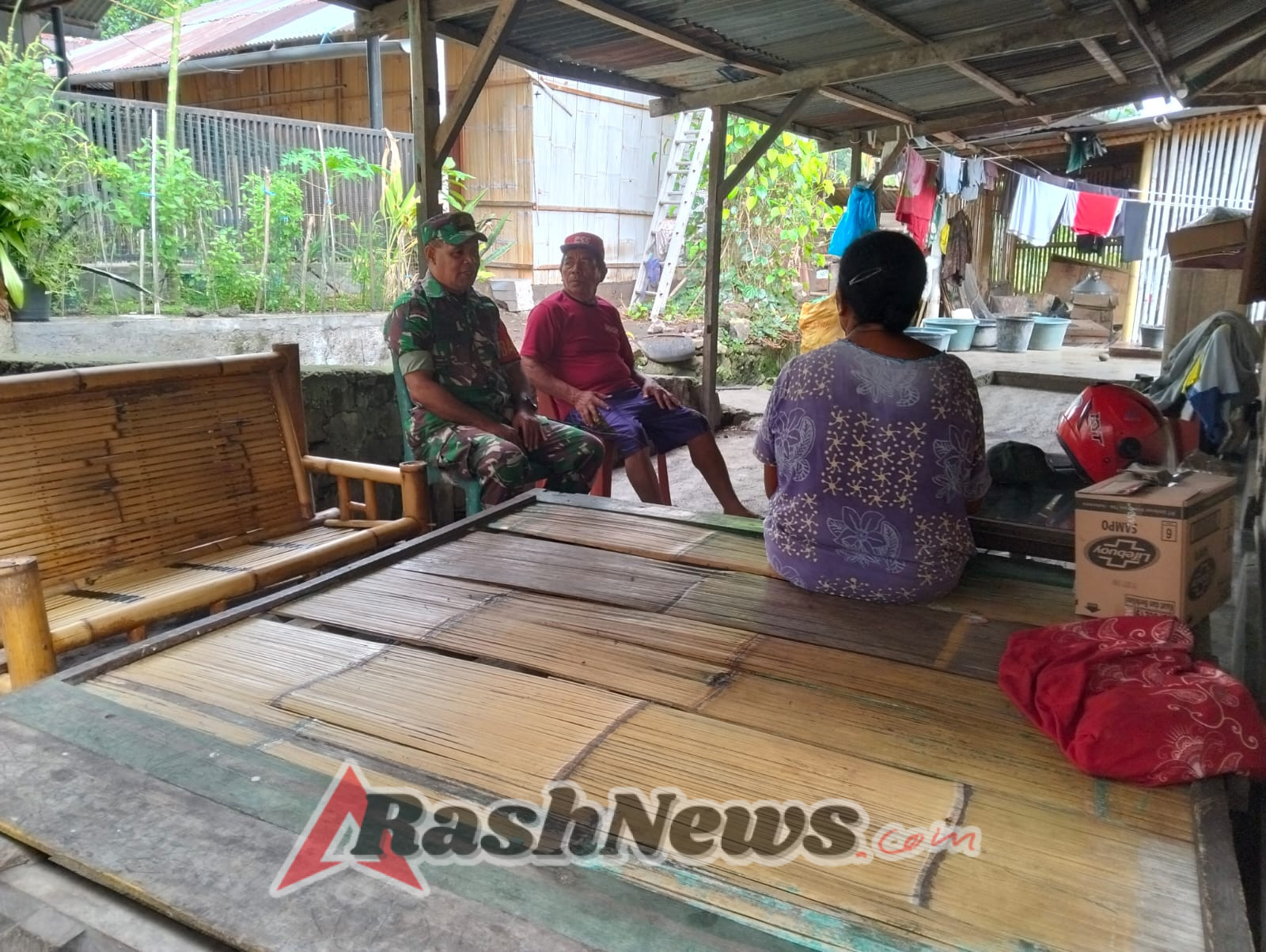 Tingkatkan Pembinaan Wilayah, Serka Petrus Ghobe Lakukan Komsos di Ndona Timur