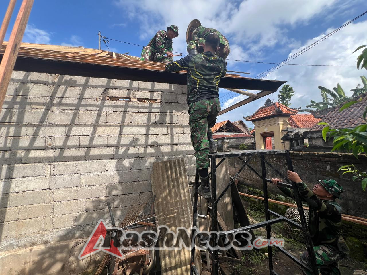 Warga Terharu, TMMD 125 Ubah Rumah Tak Layak Jadi Tempat Tinggal yang Layak Huni