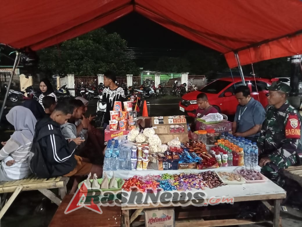 Babinsa 1602-01/Ende Serda Damianus Kehri Pastikan Keamanan Maksimal di Sekitar Stadion Marilonga-Ende Saat Pertandingan