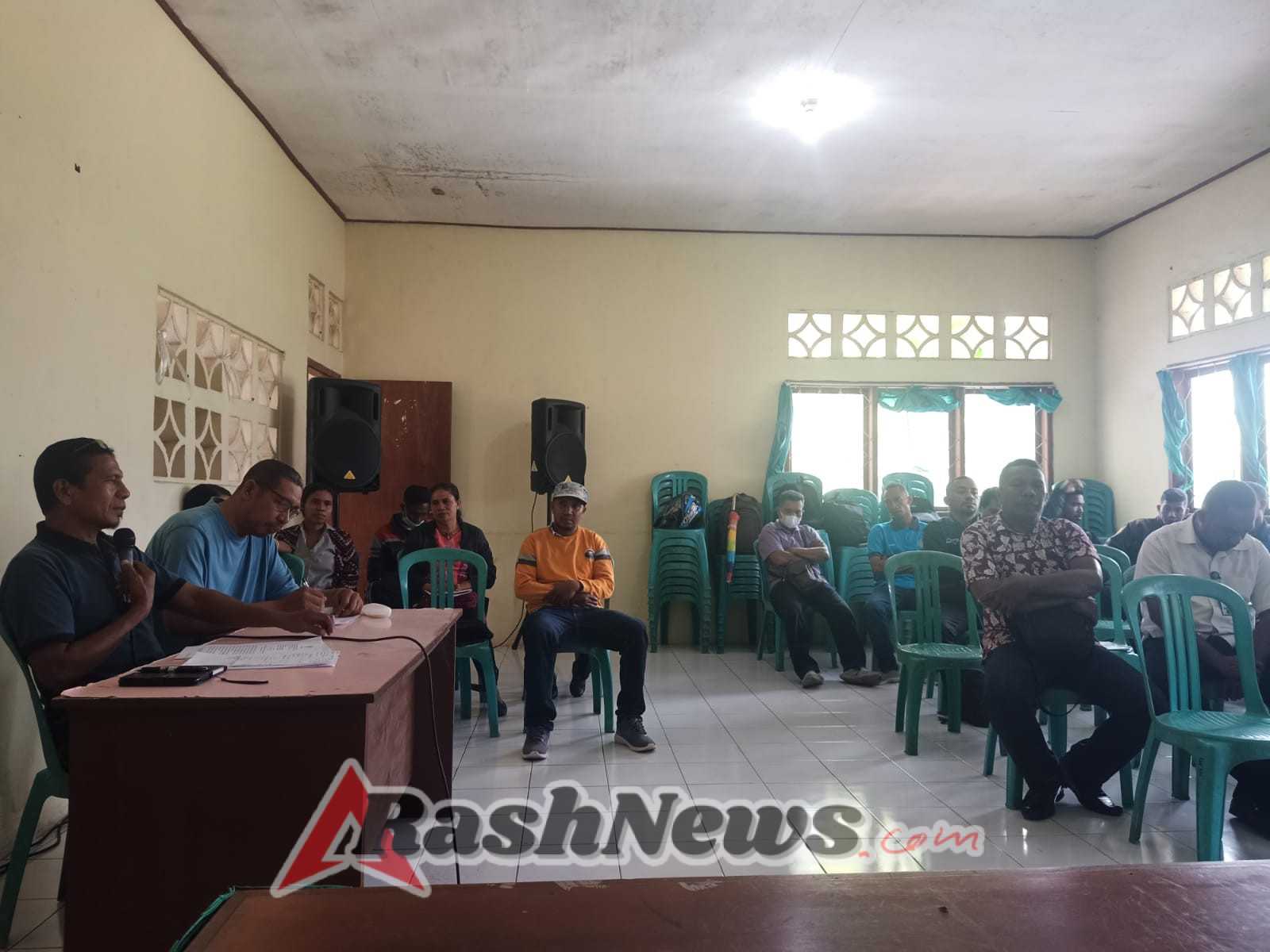 Rapat Persiapan HUT RI Ke-80 di Kecamatan Hewokloang: Kerja Sama dan Koordinasi Kunci Sukses