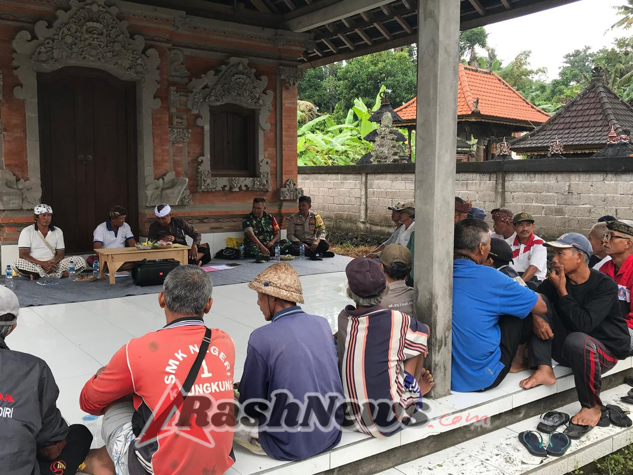 Pemilihan Dan Pengukuhan Klian Subak, Babinsa Takmung Ajak Para Petani  Dukung Dan Sukseskan Program Klian Subak Baru