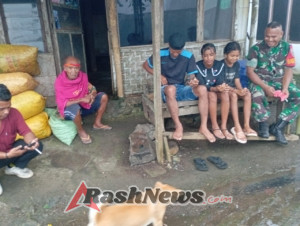 Babinsa Koramil 1602-01 Ende Aktif Jaga Keamanan dan Kedekatan dengan Masyarakat Desa Uzuramba Barat