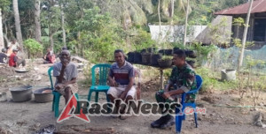 Babinsa Koramil 1618-04/Bisel Jalin Silaturahmi Lewat Anjangsana ke Rumah Warga