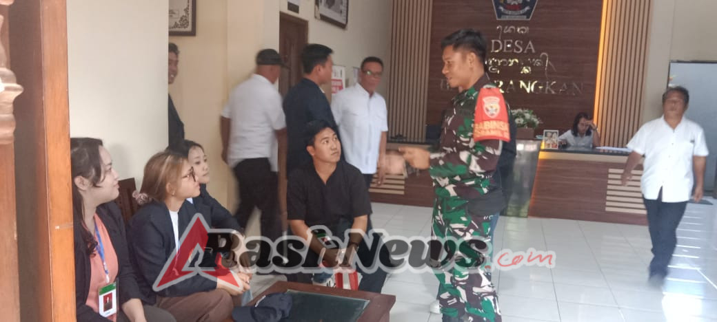 Babinsa Banjarangkan; Mahasiswa Universitas Saraswati Denpasar Sampaikan Program Prioritas KKN