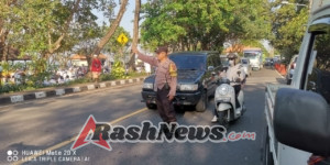 Personel Polsek Dawan Laksanakan Amankan Areal Pura Goa Lawah.