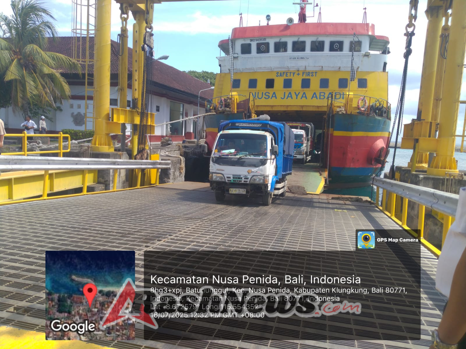 Koramil Nusa Penida Jamin Keamanan Bantuan Pangan Beras Saat Tiba di Pelabuhan