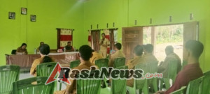 Meningkatkan Pembangunan Takari, Babinsa dan Bhabinkamtibmas Bersatu Bantu Program Pemerintah