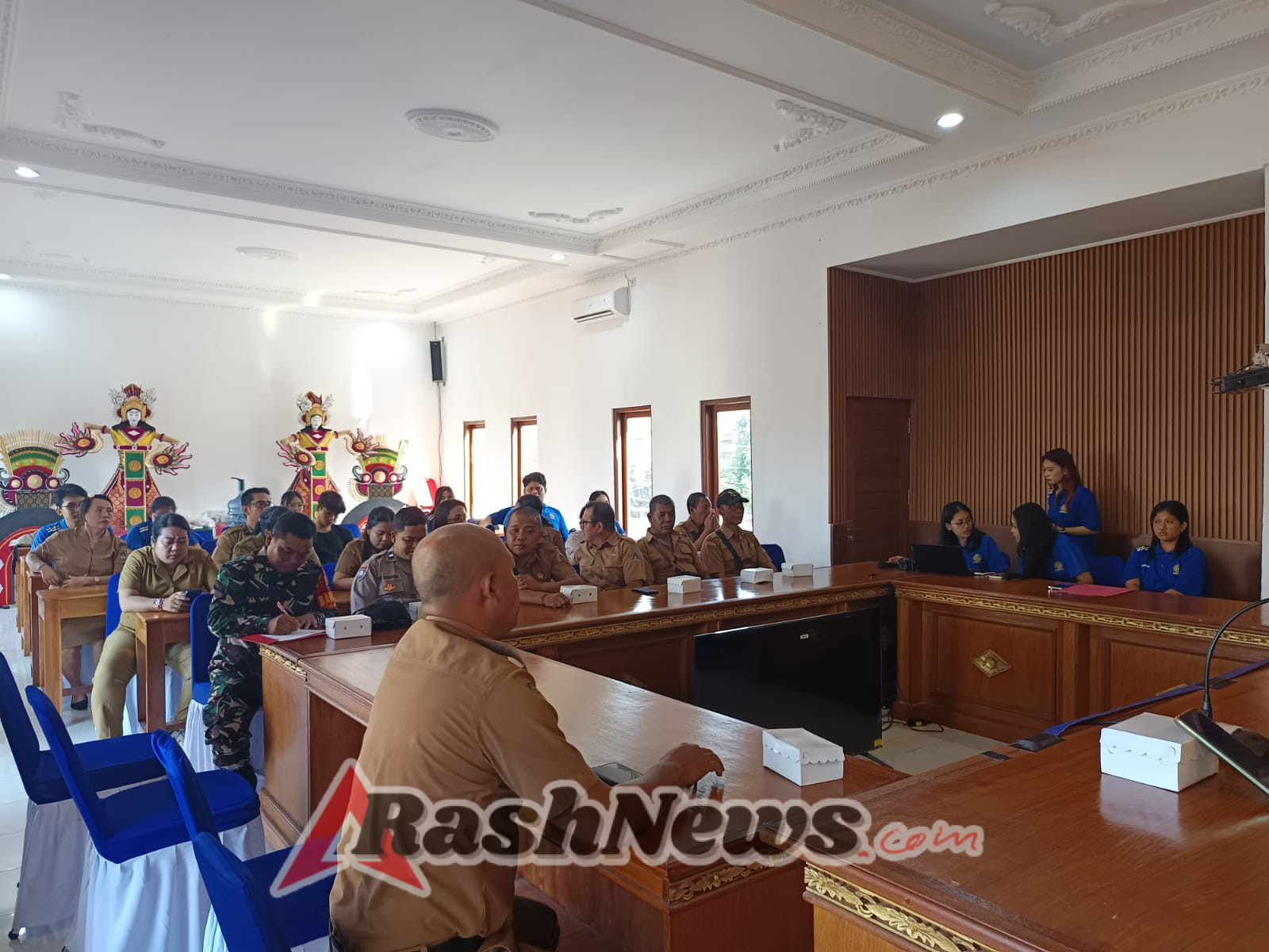 Puluhan Mahasiswa Unud Gelar KKN, Pjs Danramil Dawan Tegaskan Dukungan Penuh