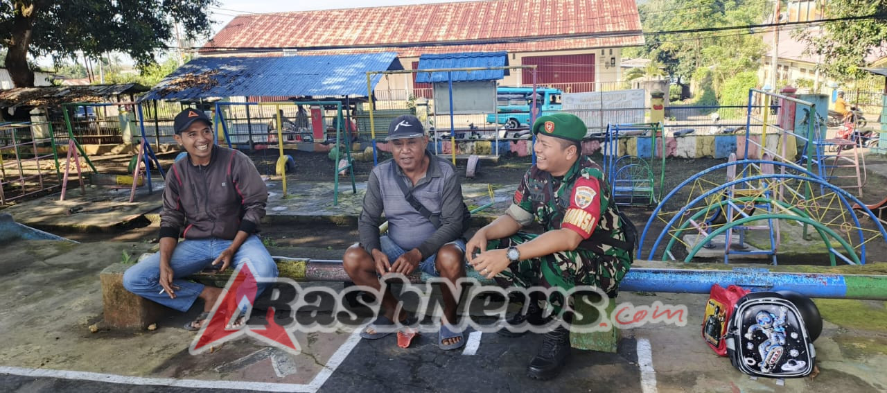 Babinsa Koramil 1602-01/Ende Perkuat Hubungan dengan Orang Tua Murid TK Kompi C Lewat Komsos