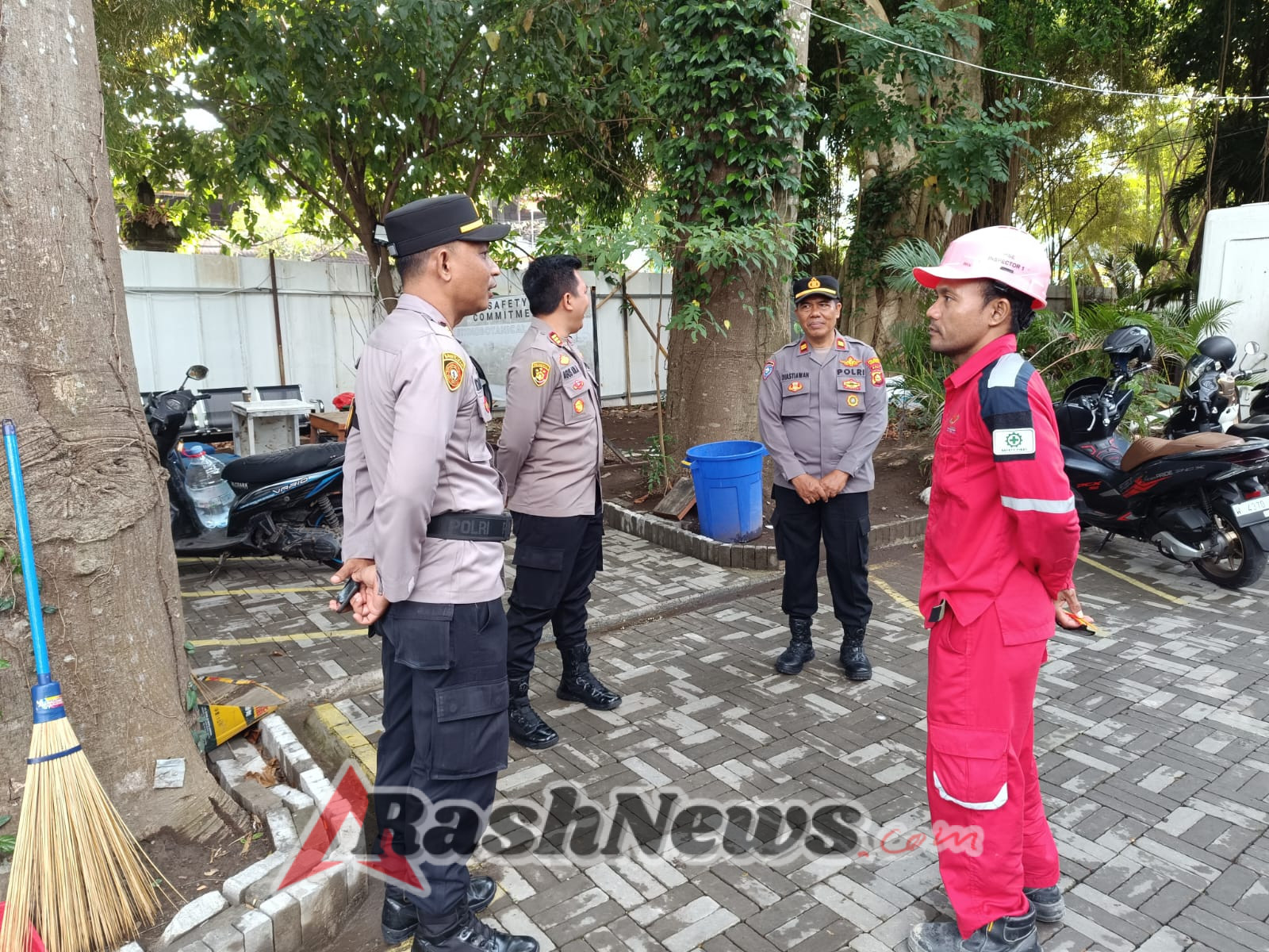 Kapolsek Denpasar Selatan Sambang Kawasan The Meru Sanur, Ajak Tingkatkan Sinergi Jaga Kamtibmas