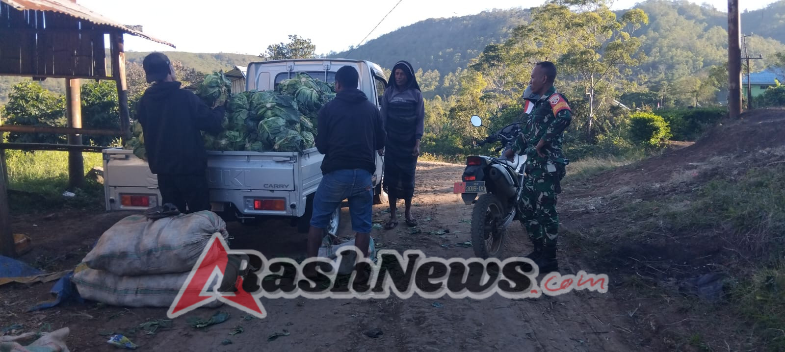 Komsos dan Pamwil Babinsa Koramil 1602-03, Wujud Kemanunggalan TNI dan Rakyat di Mukureku