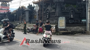 Sinergi Babinsa, Bhabinkamtibmas, dan Pecalang Amankan Upacara Pitra Yadnya di Desa Bondalem