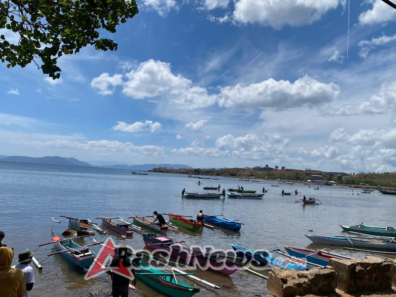 Sportivitas dan Kebersamaan Nelayan Tarano, Balap Sampan Jadi Pusat Perhatian HUT RI ke-80