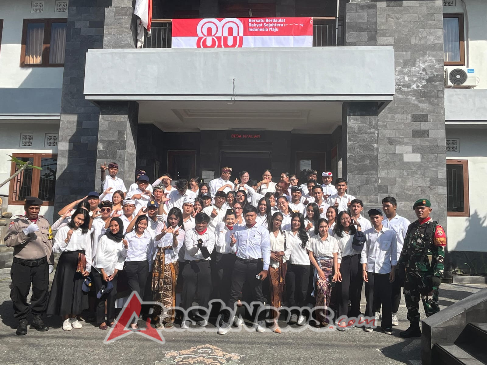 Kobarkan Semangat Nasionalisme, Dandim Klungkung Utus Babinsa Hadiri Upacara Peringatan HUT Ke 80 RI Di Desa Bianaan