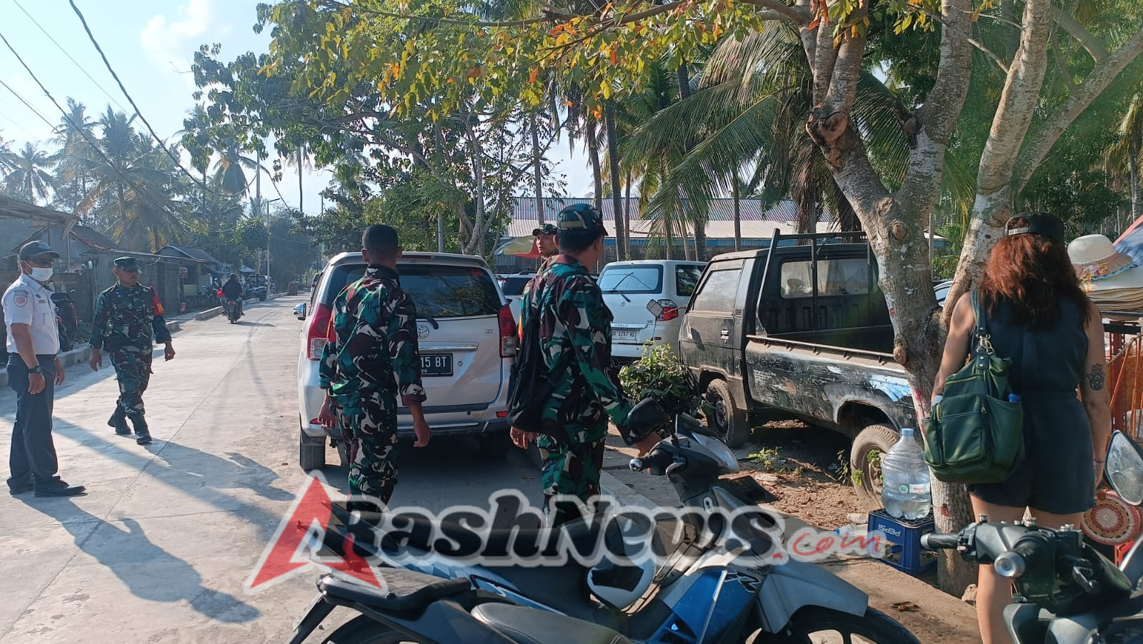 Wujudkan Ketertiban Lalu Lintas, Aparat TNI Dan Polri Di Nusa Penida Turun Tangan