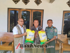 Kodim 1613/Sumba Barat dan Bulog Stabilkan Harga Pangan Lewat Operasi Pasar