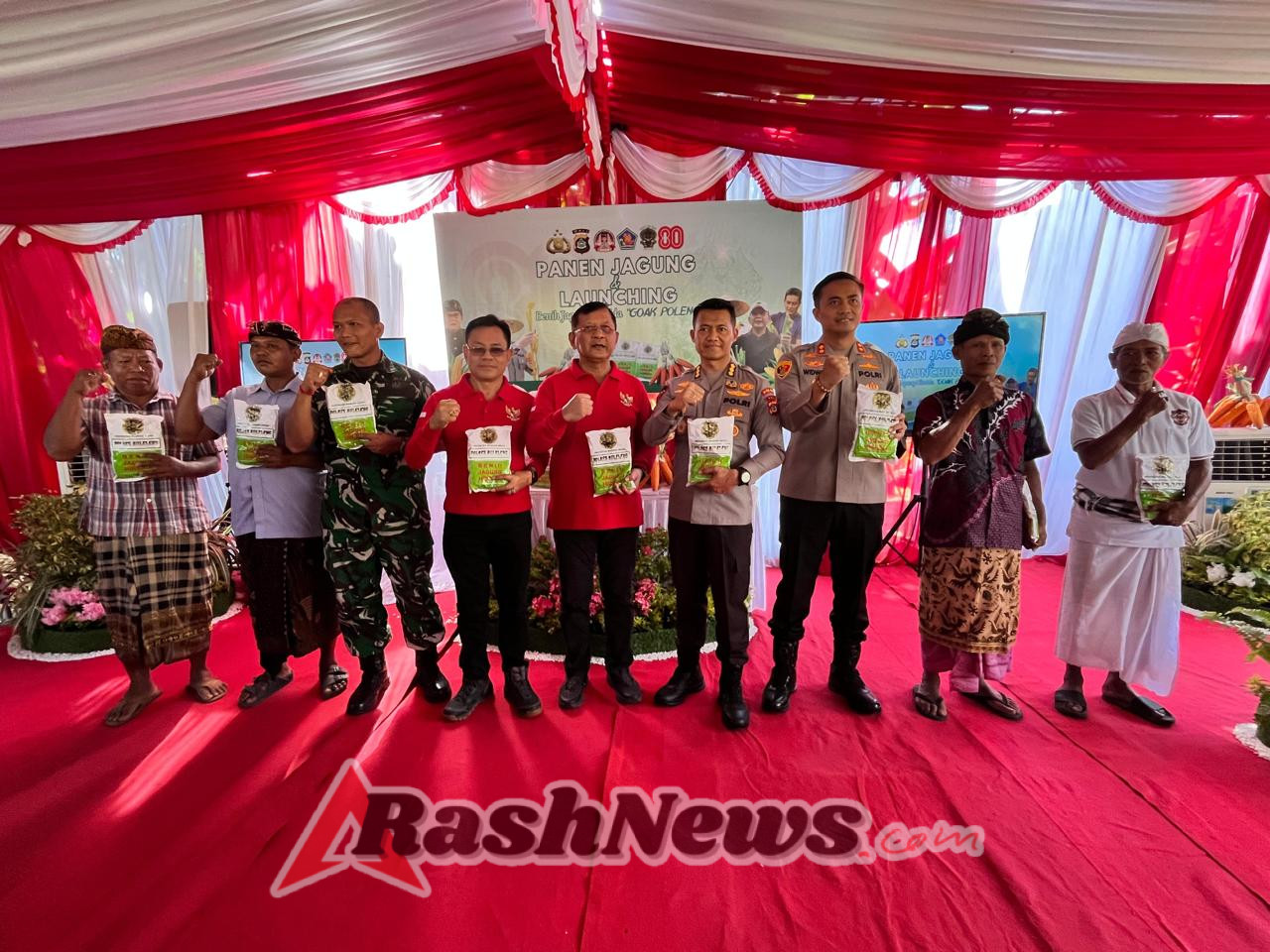 Dandim 1609/Buleleng Saksikan Panen Raya dan Peresmian Benih Jagung Unggul Khas Buleleng “Goak Poleng