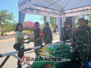 Kodim Sumba Timur dan Bulog Gelar Pasar Beras Murah, Stok 2 Ton untuk Warga