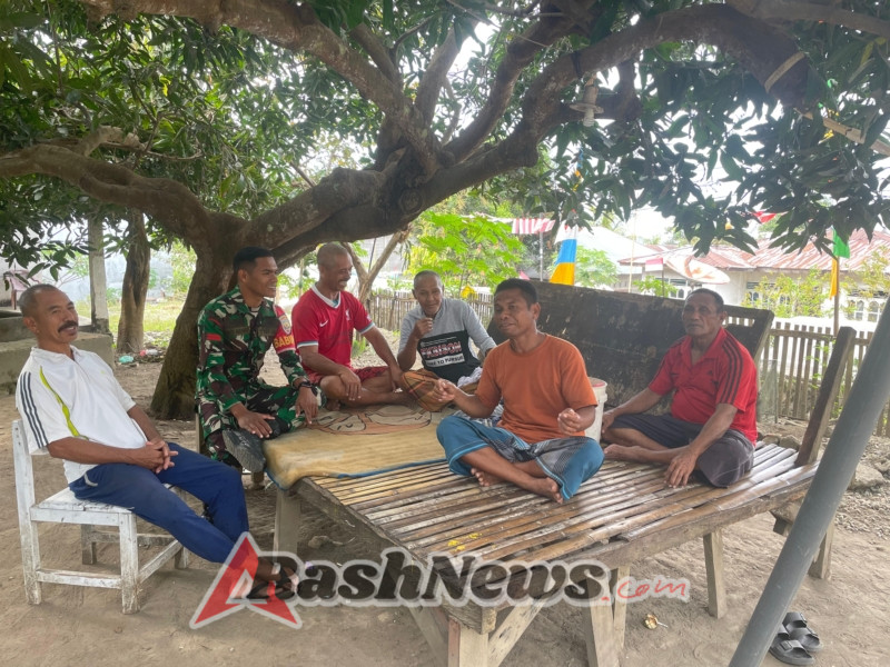 Komsos dan Pamwil Babinsa Koramil 1602-01/Ende Berjalan Lancar di Desa Binaan