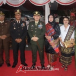 Dandim 1622/Alor Ikuti Upacara Penurunan Bendera HUT RI ke-80 di Lapangan Mini Kalabahi