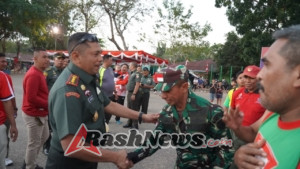 Hari Kedua Lomba HUT RI ke-80, Korem 161/WS Suguhkan Panjat Pinang Meriah
