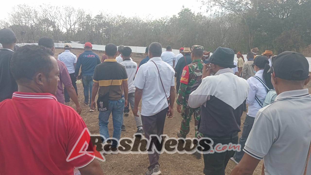 Sinergi TNI dan Masyarakat: Sertu Dominikus Noy Hadiri Event Pacuan Kuda HUT RI di Ngada