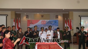 Para pejabat TNI, Aparat Pemerintah, Pejabat Kepolisian dan Tokoh Masyarakat Tampak Hadiri Toast Kenegaraan.