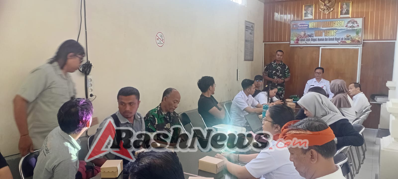 Berharap beras SPHP segera tersalurkan, Dandim 1623/Karangasem bersama Instansi terkait laksanakan rapat.