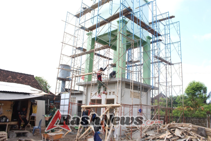 Kadus Desa Batuan Apresiasi TMMD 125: Tower Reservoir Jadi Jawaban Kebutuhan Air Bersih Warga
