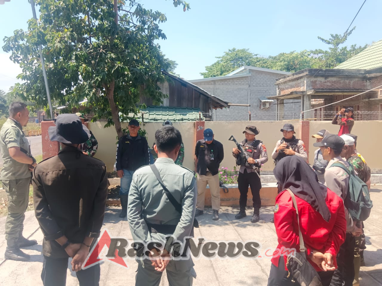 Kodim 1614/Dompu Kawal Patroli Gabungan Cegah Illegal Logging di Jalur Karyasari
