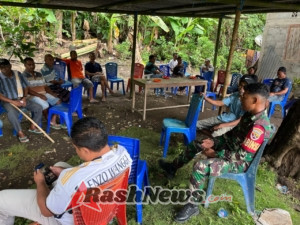Babinsa Aktif Dampingi Masyarakat Desa Rateroru Hadapi Perubahan Cuaca